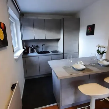 Apartment Traumwohnung Im Herzen Von Mit Riesen Balkon
